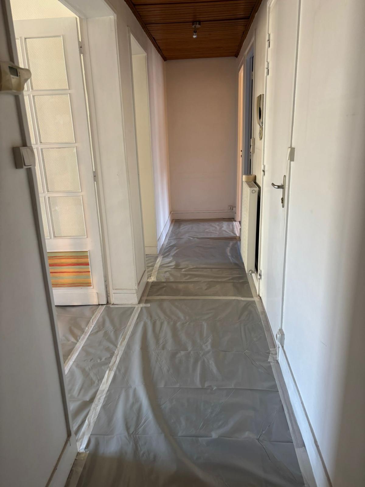 Avant - Couloir Beauvais